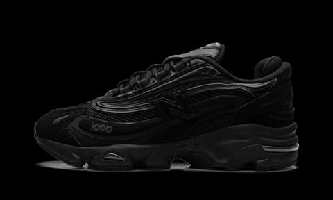 Sneaker item