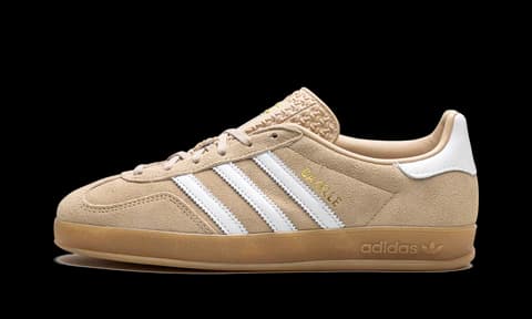 Sneaker item