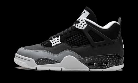 Sneaker item