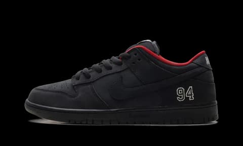 Sneaker item