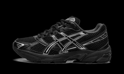 Sneaker item